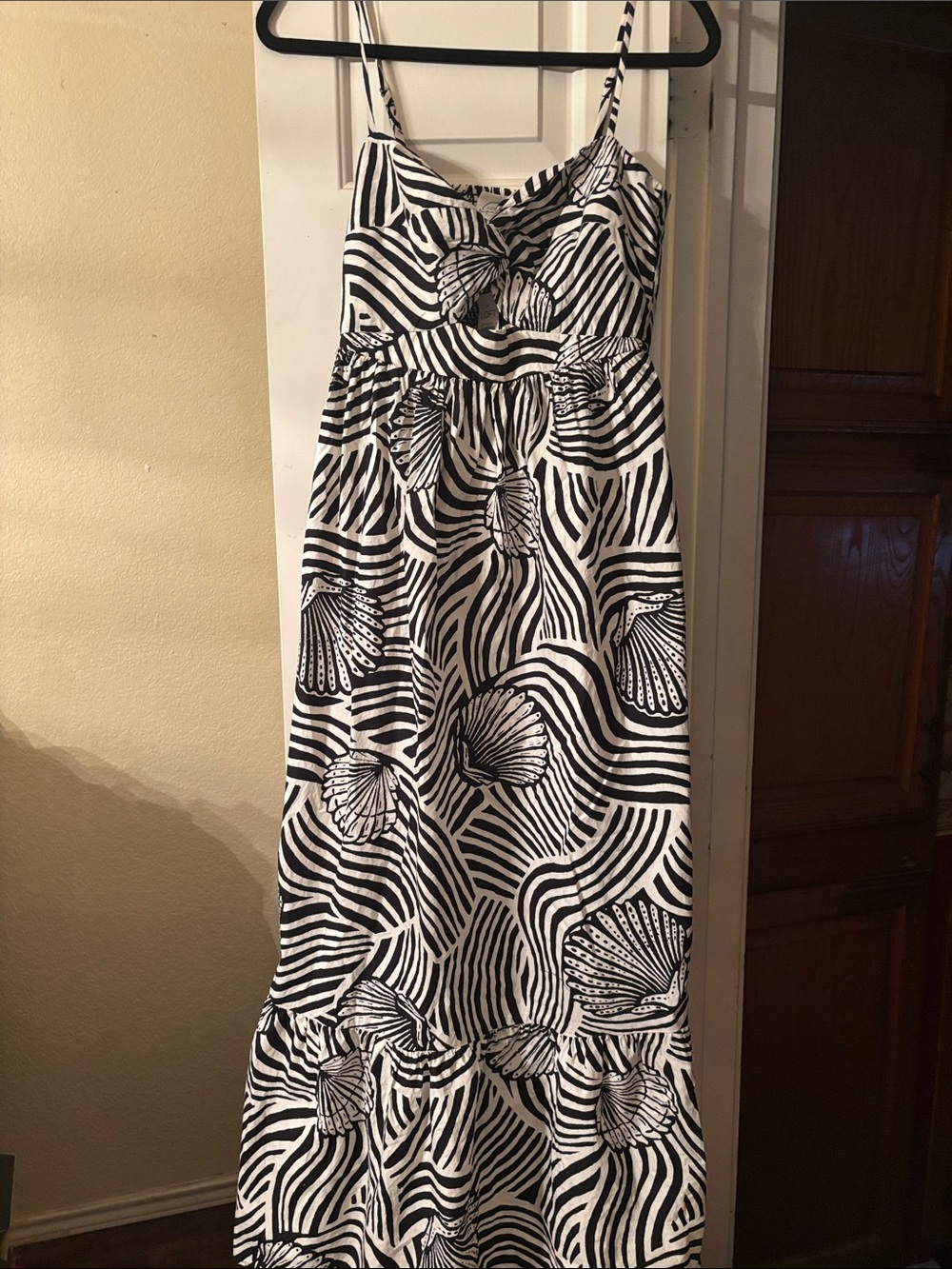 LOFT Black and White Shell-Print Maxi Dress